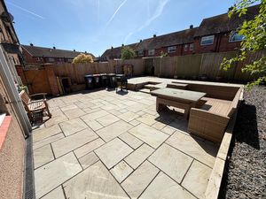 Peckforton Drive Great Sutton